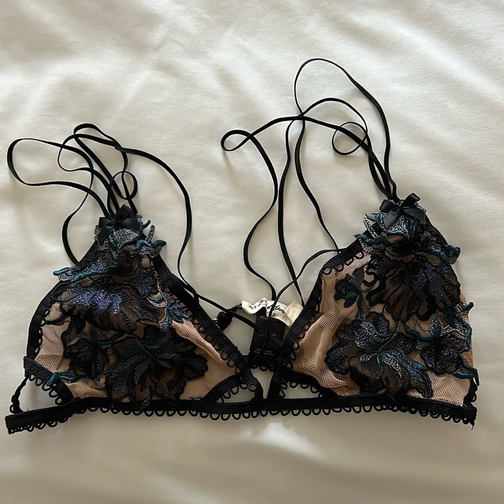 For love and lemons bralette